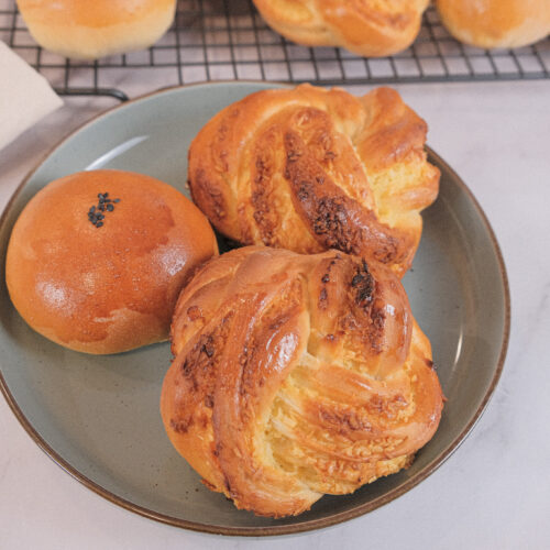 featured image of Hong Kong bakery bread