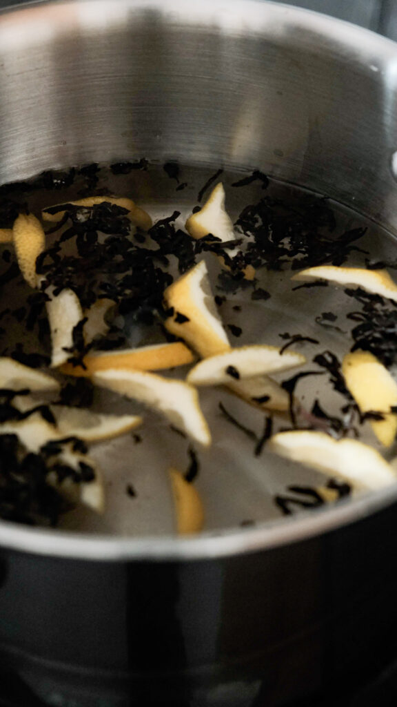adding water in oolong tea