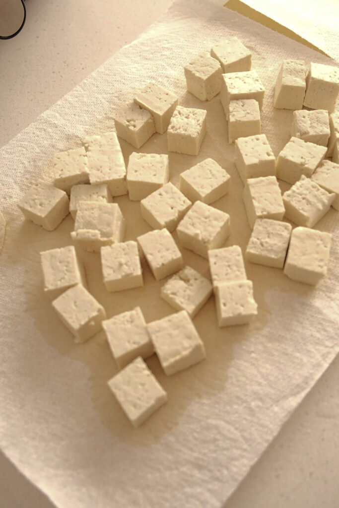 Drying the tofu