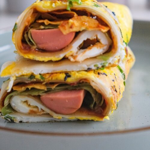 close up shot of Chinese crepe