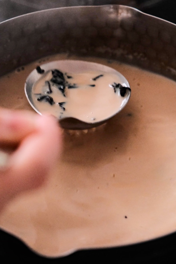 Taking out the tea leaves